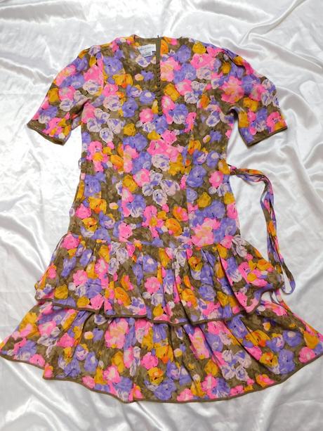 Luxusne vintage hodvabne šaty, 38