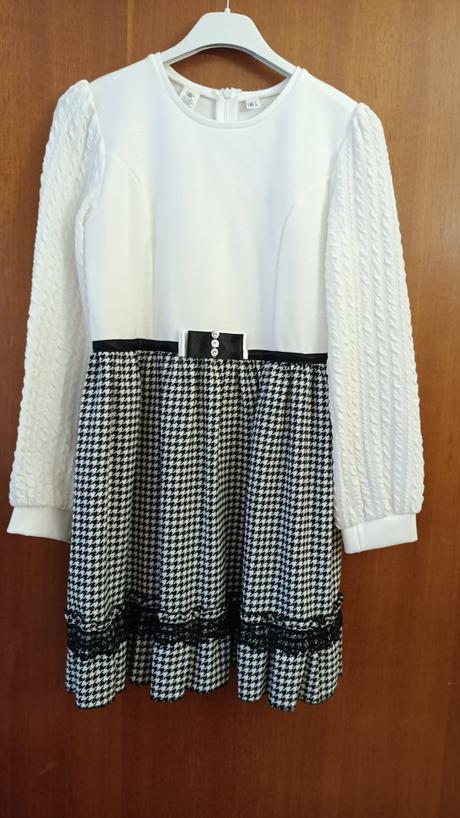 Krásne šiatky č.146, 146