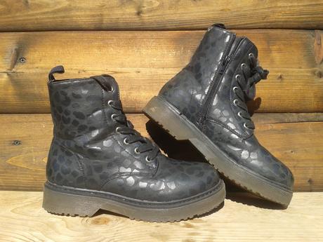 Čižmy reserved, reserved,36