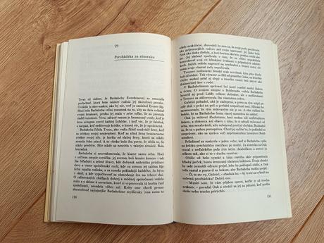 Daleko od hlucneho davu,