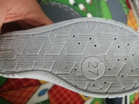 Predám pekné crossandale, 27