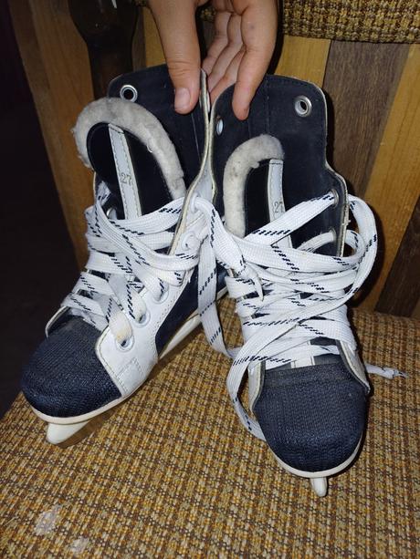 Korčule na ľad, bauer,27