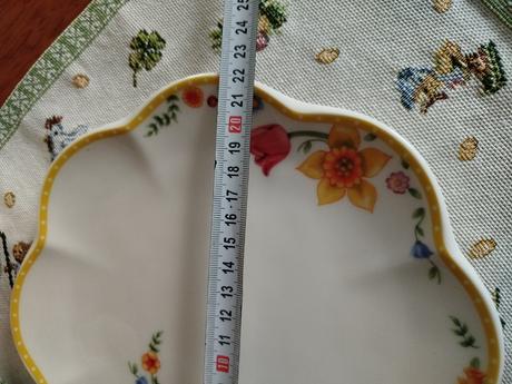 Spring awakening dezertny tanier, 