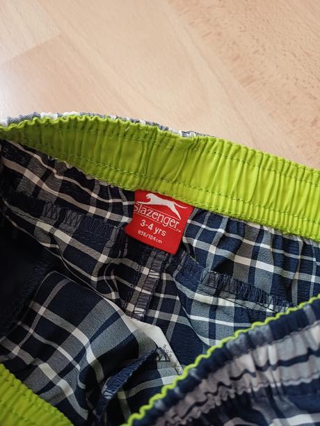 Športove šortky, slazenger,104