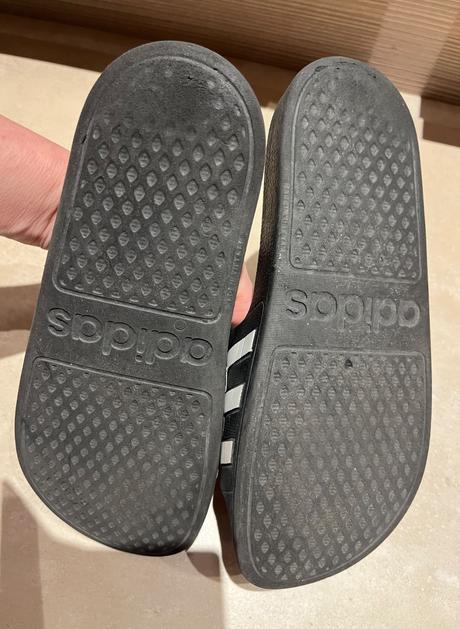 Šľapky adidas, adidas,37