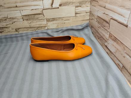 Vagabond 39 - dámske kožené oranžové baleríny, vagabond,39