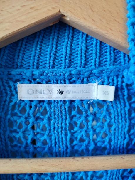 Cardigan only, only,s