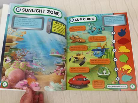 Octonauts sticker book / book / play set nwi18, 