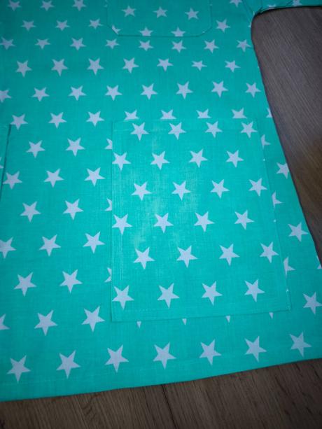 18-zdravotnícka blúzka zelená hviezdy, xs