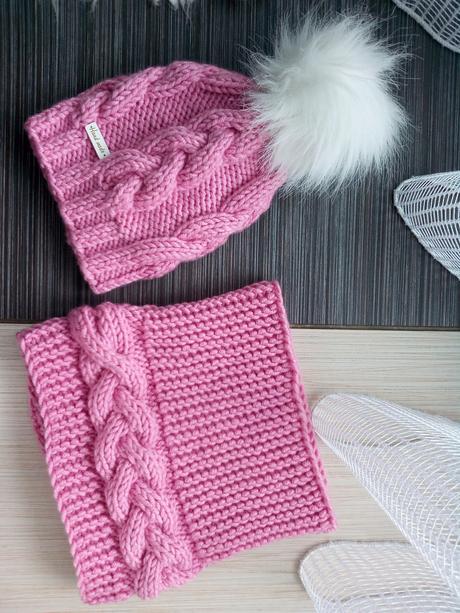 Teplá čiapočka s rôznymi brmbolcami, 56 - 158