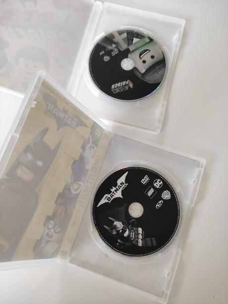 Dvd lego pribeh a batman,