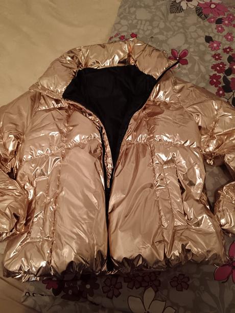 Bunda už aj s poštou, esmara,44