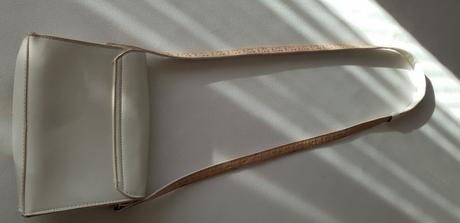 Dievčenskú kabelku, 