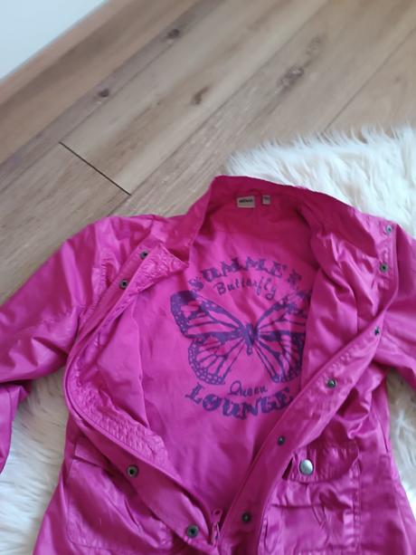 Šuštiačka pre dievčatá, alive,152