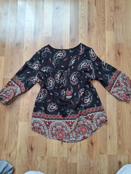 Ľahučká blúzka, s