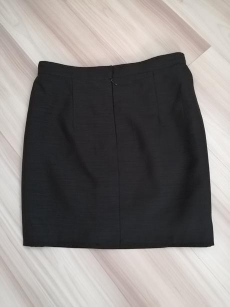 Čierna sukňa veľ. 40, 40