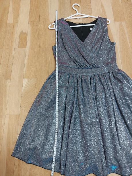 Šaty veľkosť 38, 38