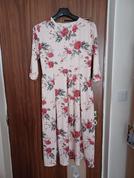 Príjemné letné šaty s mnohostranným využitím, xl