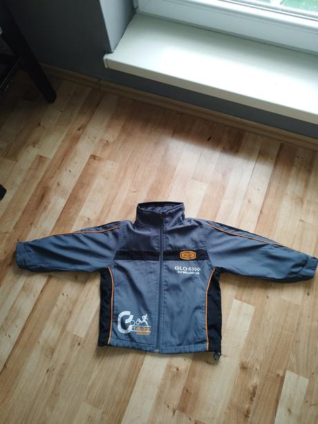 Prechodný kabát, 98