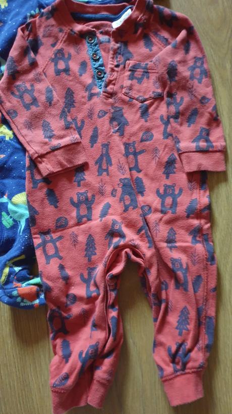 Baliček pyžamiek 74, next,74