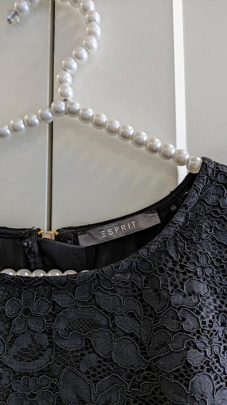 Čierne čipkované puzdrové šaty esprit, esprit,l