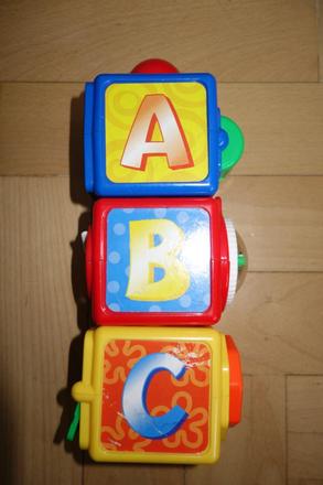 Akčné kocky fisher price,