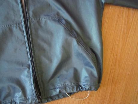 Pogumovaná bunda do dažda--pršiplašť--9/10 rokov, 140