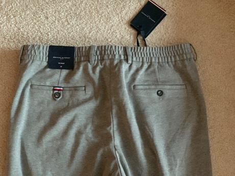 Tommy hilfiger spolocenske nohavice l, tommy hilfiger,52