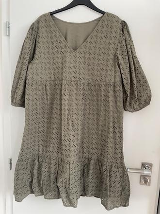 Khaki madeirové šaty, c&a,48