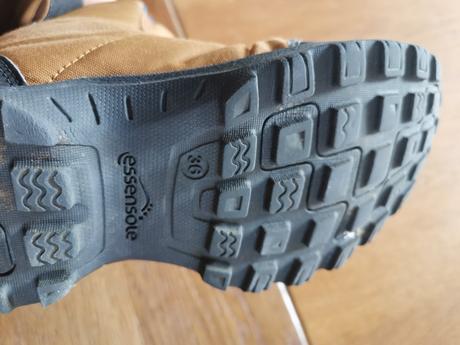 Nepremokave zimne topanky, quechua,36