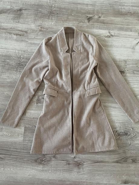 Tenučký kabátik, xs