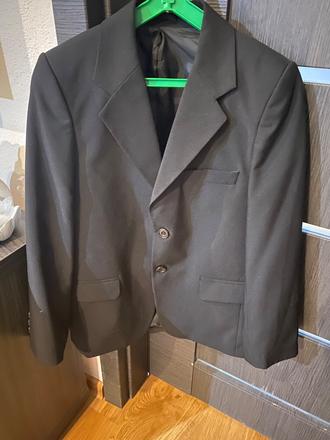 Chlapčensky oblek, 140