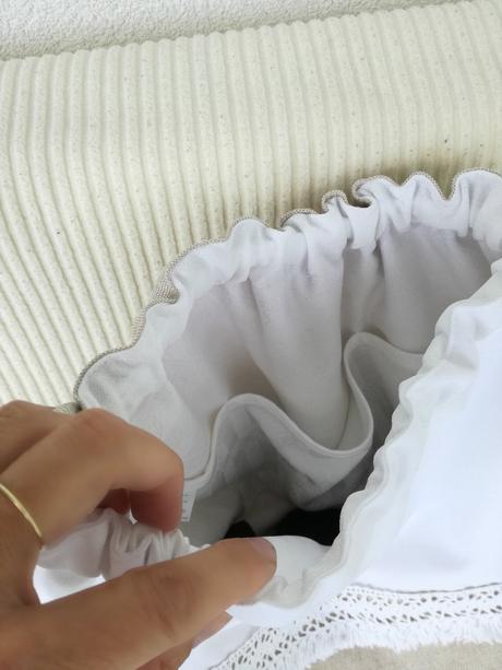 Textilný šnúrkový batoh s podšívkou a vreckami,