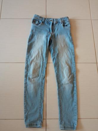 Dievčenské rifle, yigga,152