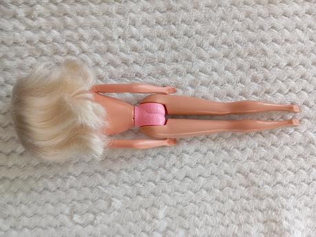 Ruffle fun riviera barbie 1994,