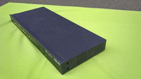 Switch asus gx-1024x 24 portový, 100 mbit, asus