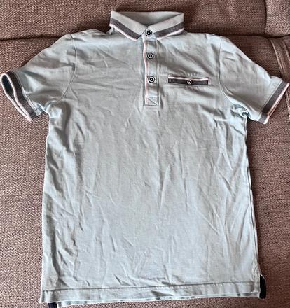 Oblecena 1x polokosela na vysvedceni, f&f,146