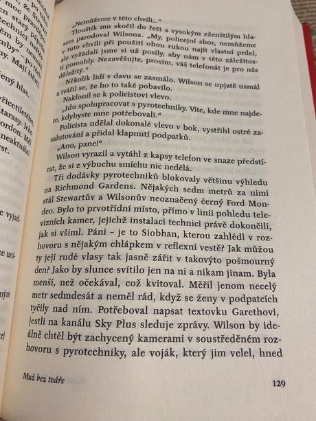 Muž bez tváře caimh mcdonnell satira ťažké detstvo, 