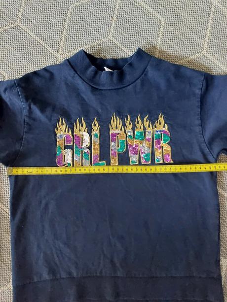 Mikina lindex s meniacimi flitrami 158, lindex,158