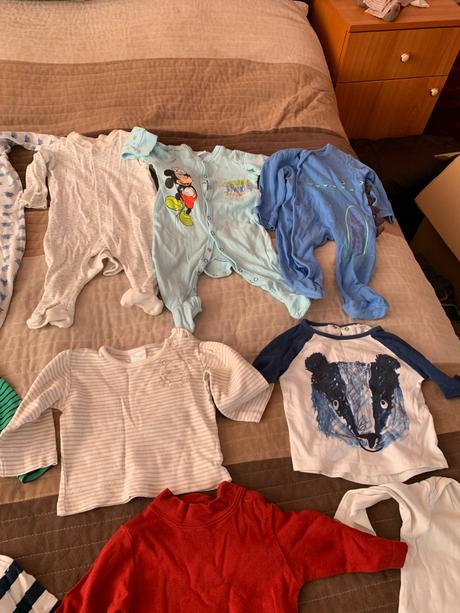 Balík oblečenia v. 68, 68–80