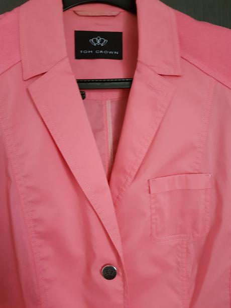 Kombinované tenké sako, 44