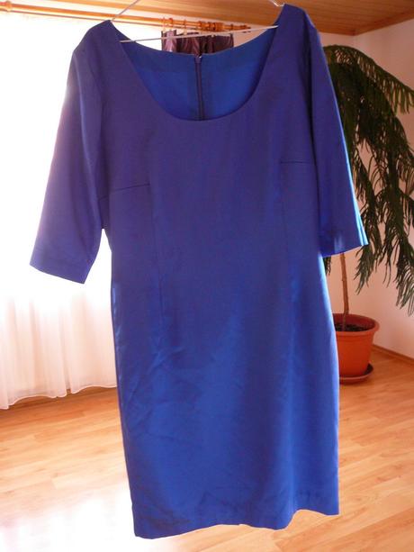 Kralovsky modre šaty 1xoblečene, 38