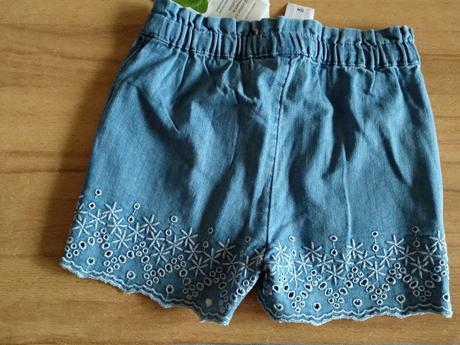 Šortky, palomino,104