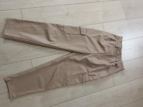 Kožené nohavice, 36