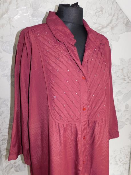 Pekna košelova bluzka, 54