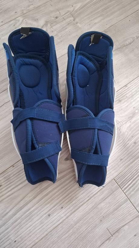 Chrániče na hokej, s