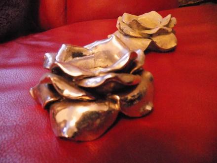 Kovové svietniky- ruža,