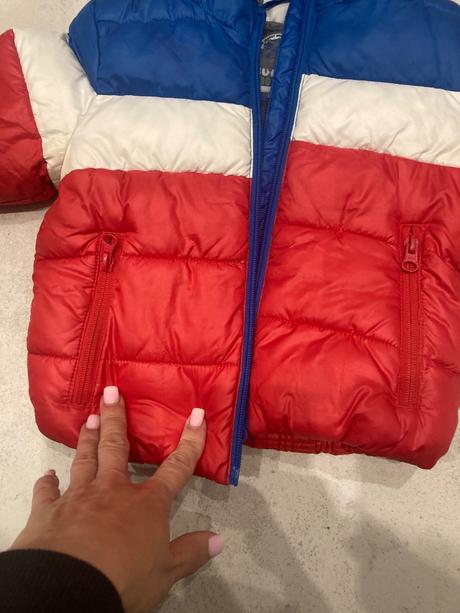 Veľmi pekna bunda dino, f&f,92