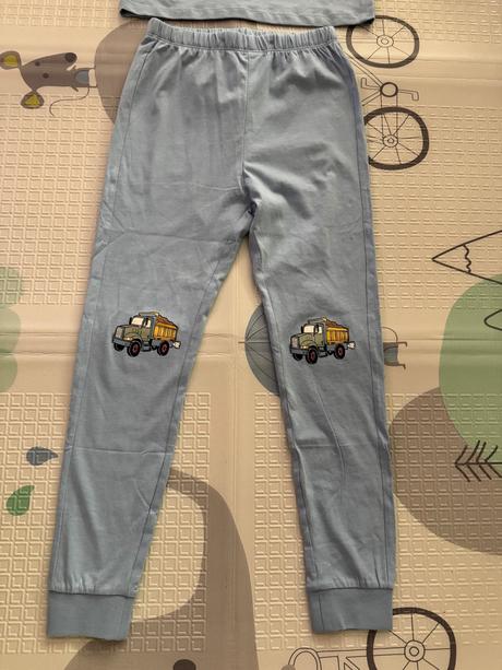 Pyžamo auta lindex 122/128, lindex,122