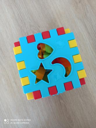 Interaktívna kocka,